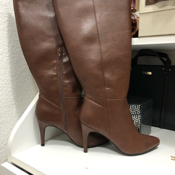 Brown Boots - Picture 2 of 3